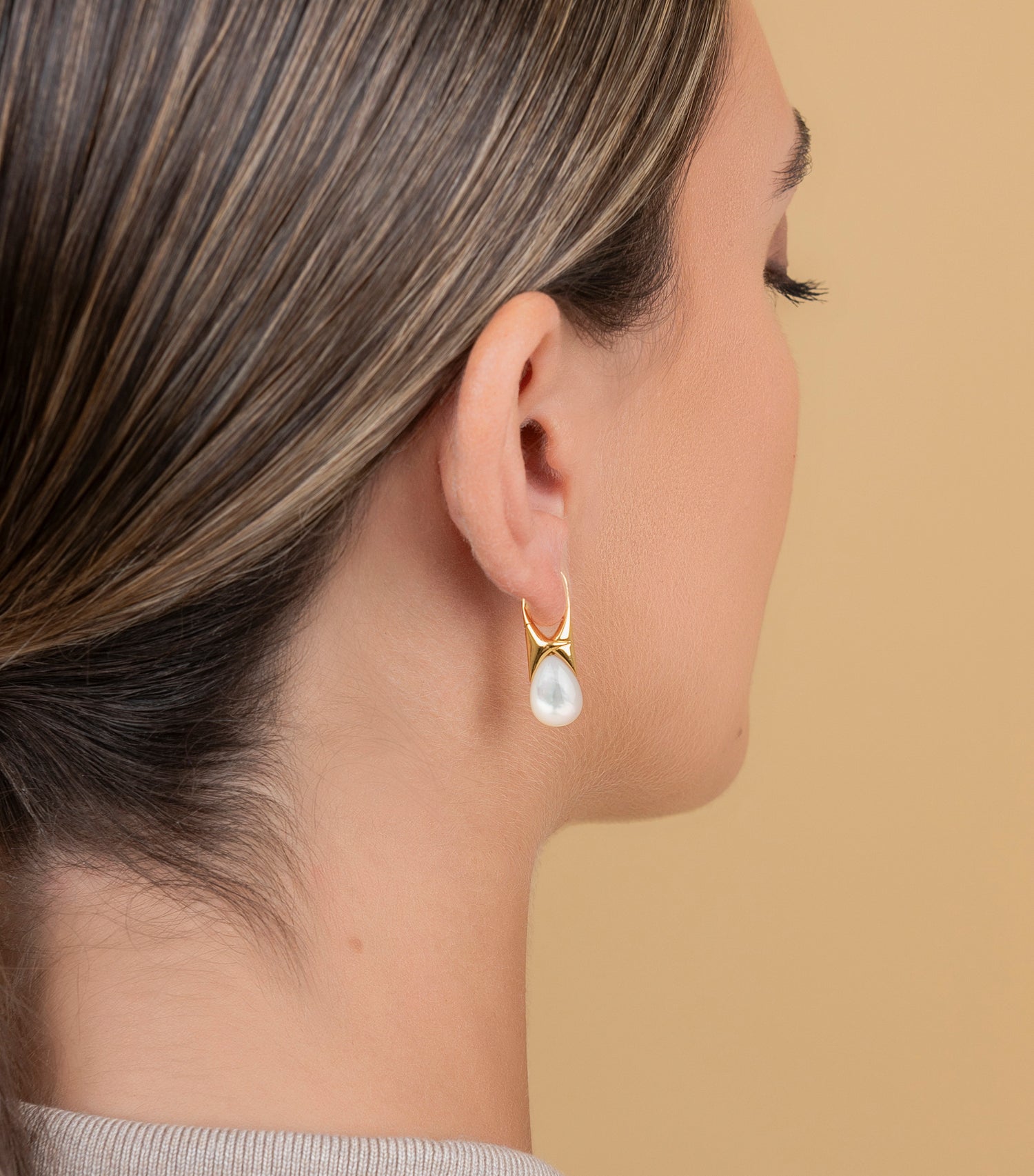 Semis Drop Pendant Earrings & Semis Drop Pendant Necklace Gift Set