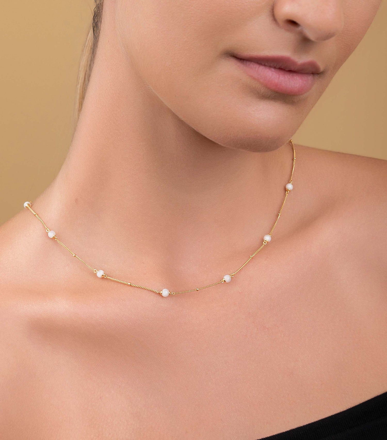 Ball Chain Necklace in Mother of Pearl
