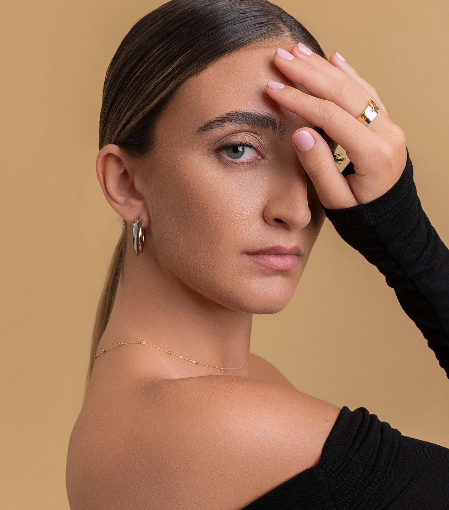 Se-Luna Hoop Medium Earrings in Silver