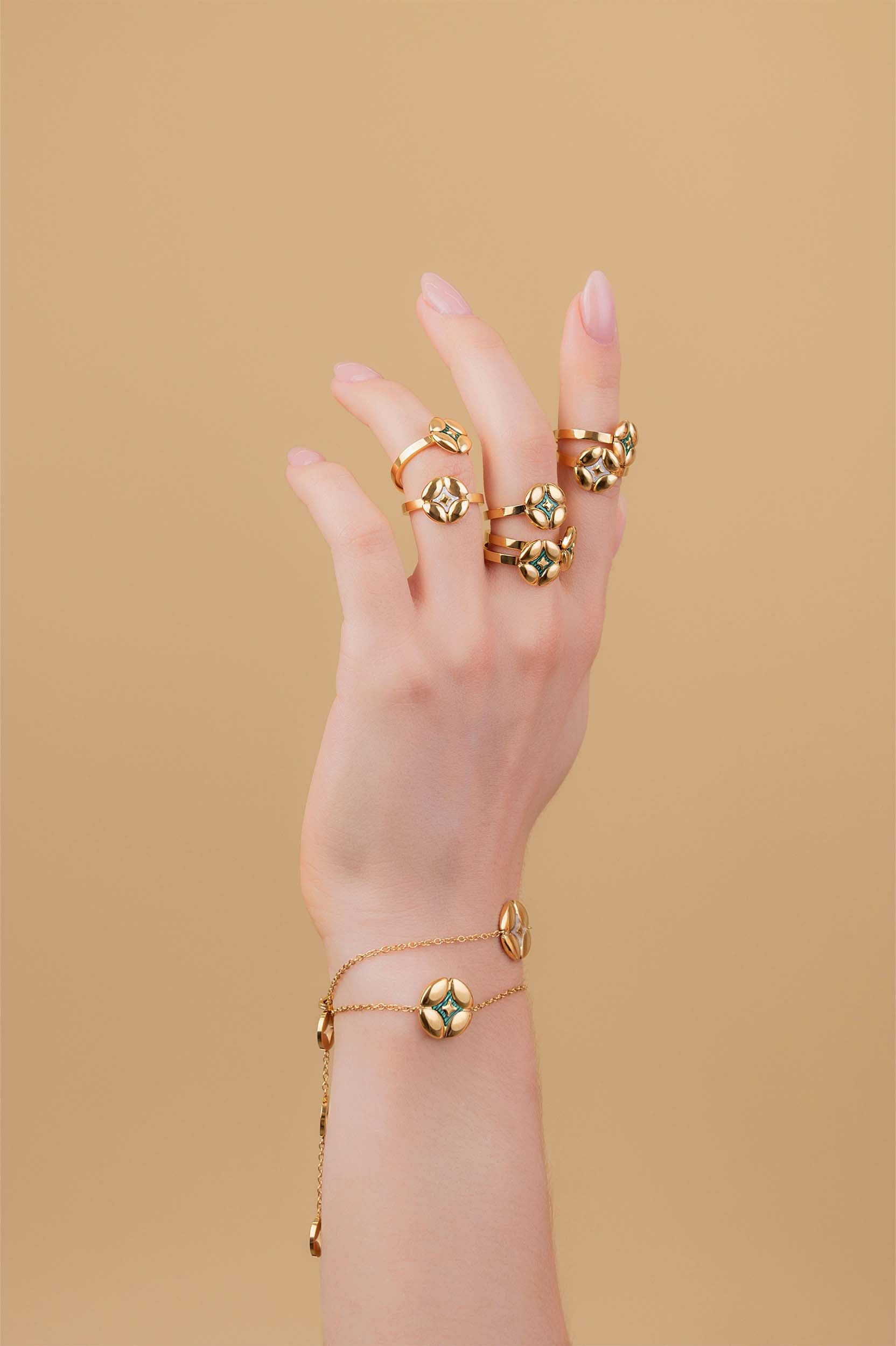 Mother of Pearl Pillow Ring & Mother of Pearl Pillow Bracelet Gift Set