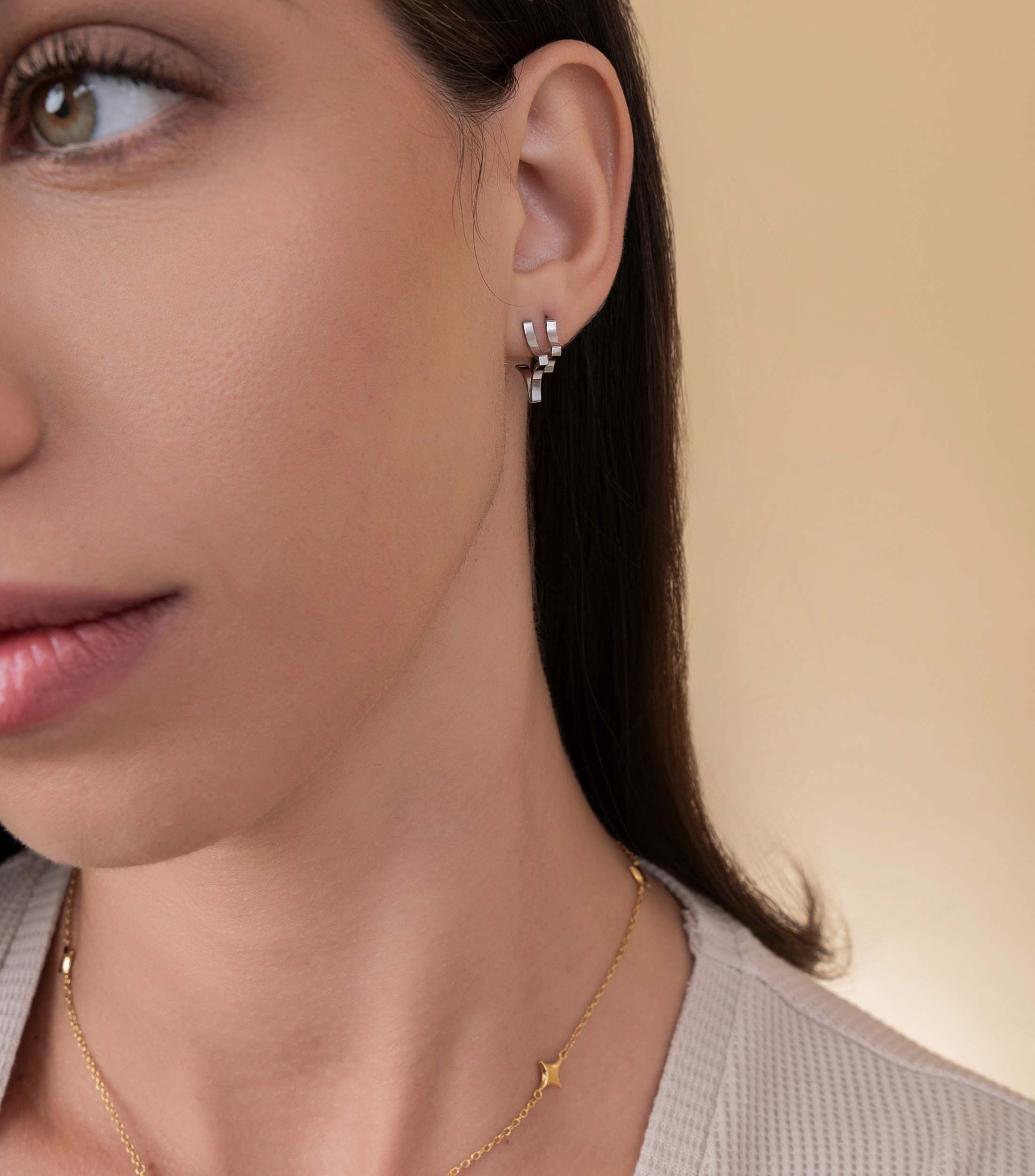 Se-Luna Star Petite Hoop Earring in Silver