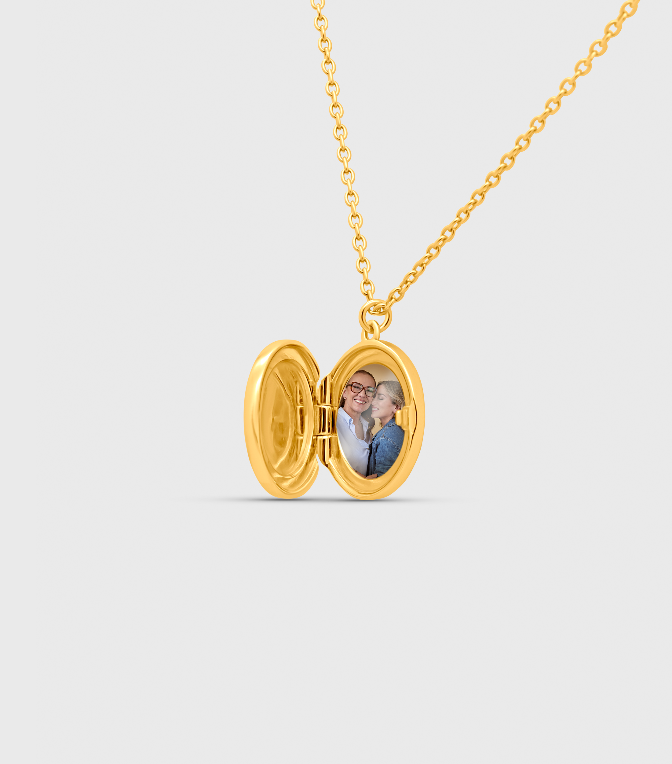 Script & Engraving Oval Locket in Vermeil