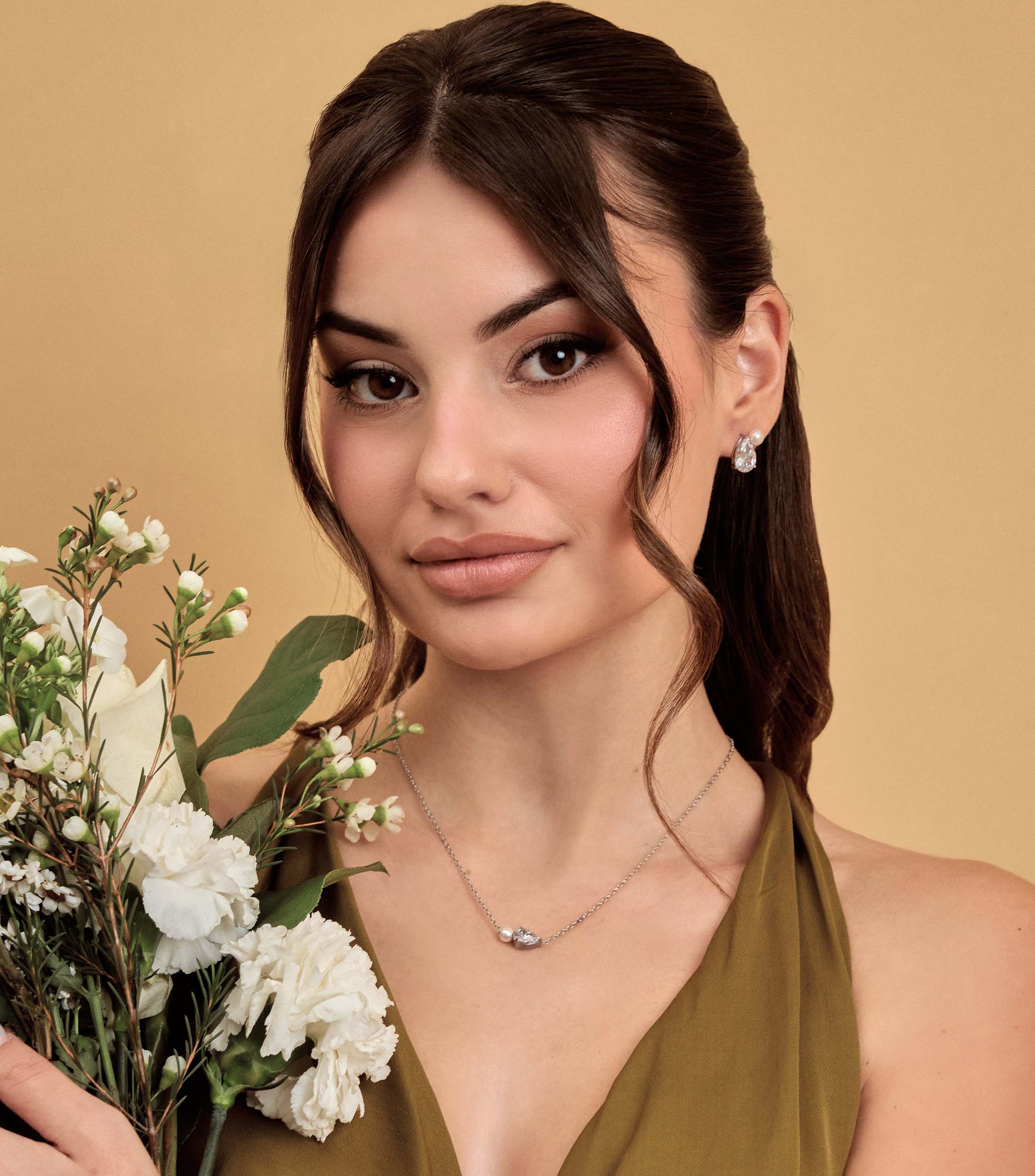 Clear Pear-Cut Zirconia & Pearl Stud in Silver