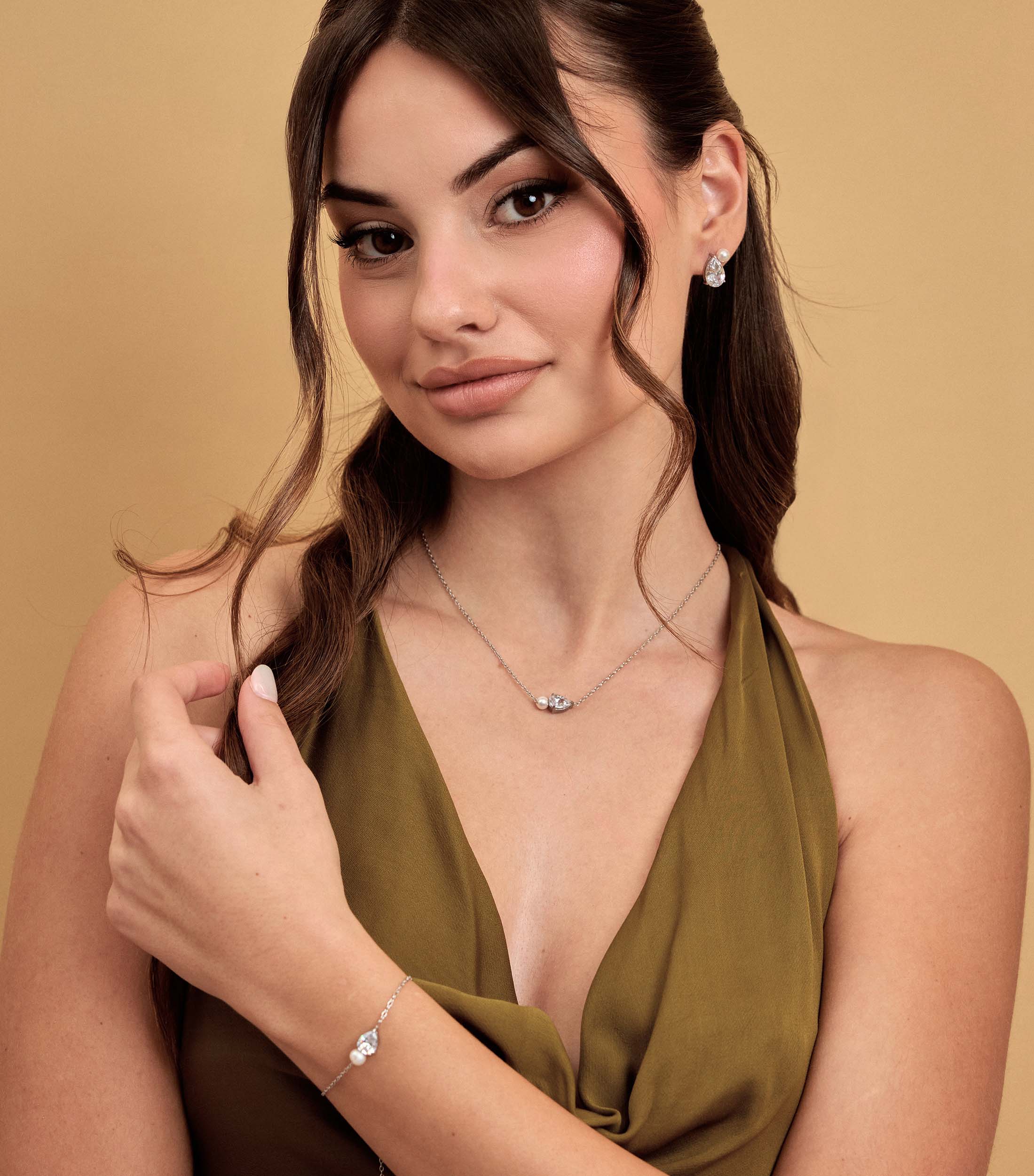 Clear Pear-Cut Zirconia & Pearl Necklace