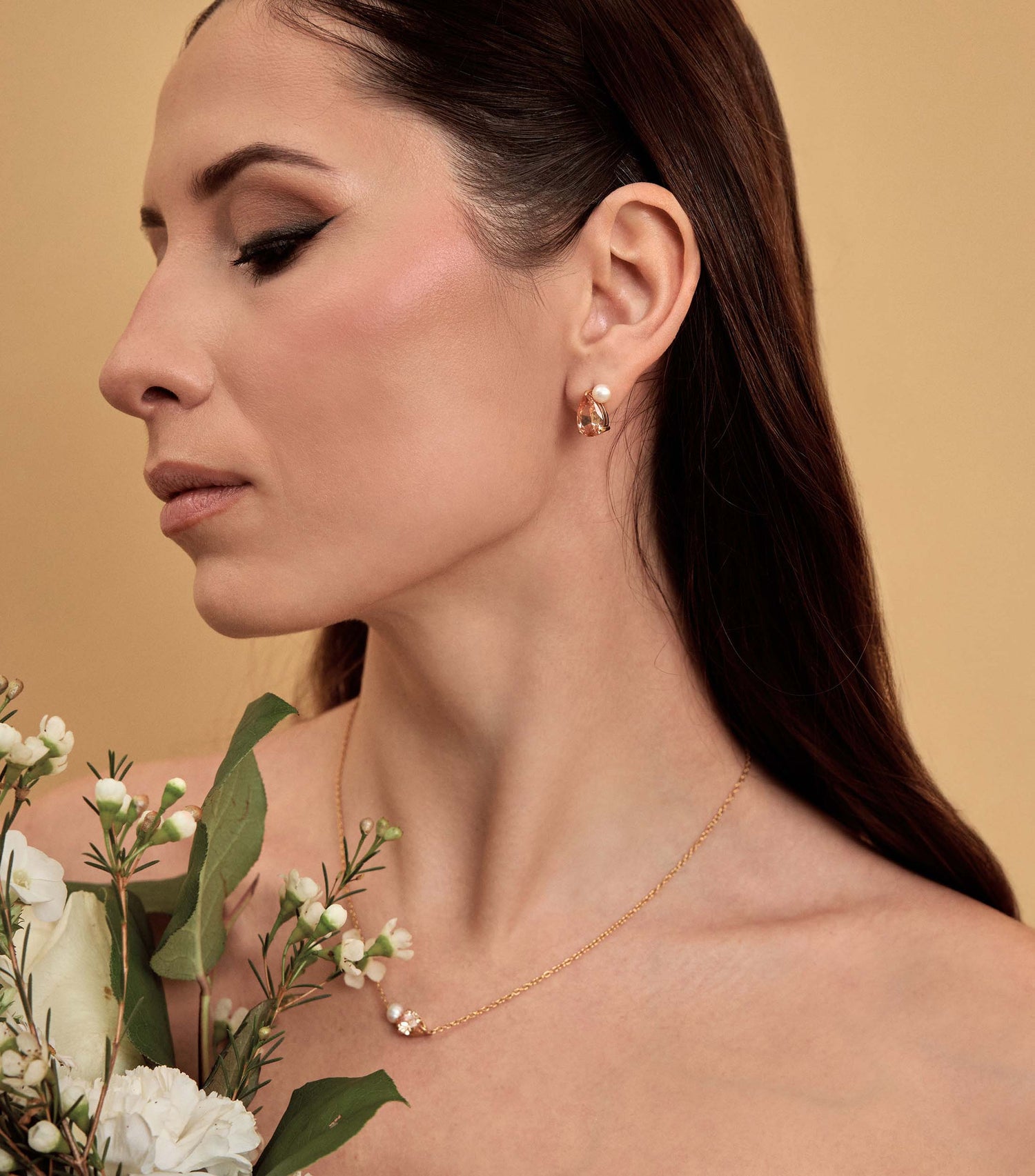 Peach Pear-Cut Zirconia & Pearl Necklace in Gold