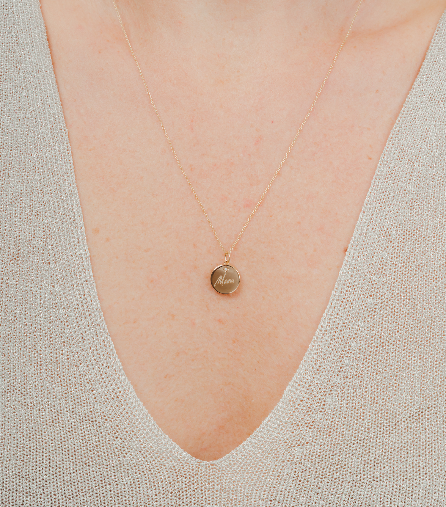 9K Solid Gold Script & Engraving Locket with Lab Grown Diamond