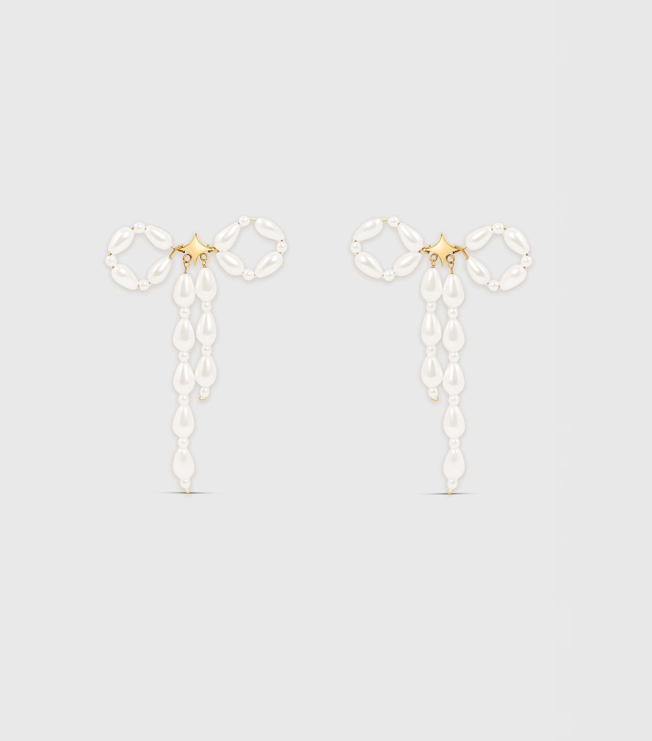 Chandelier Pearl Bow Studs
