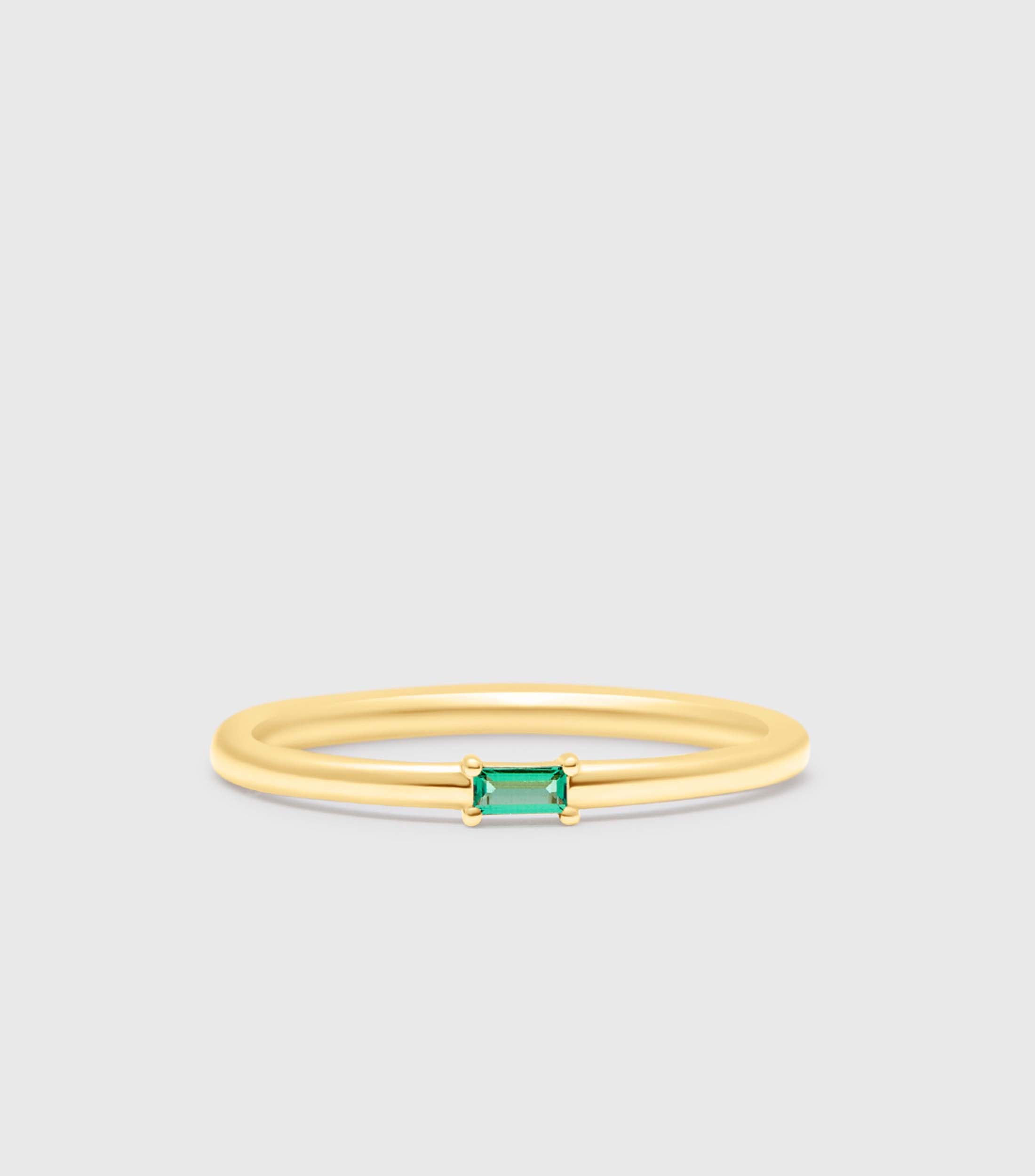 9K Gold Baguette Emerald Ring