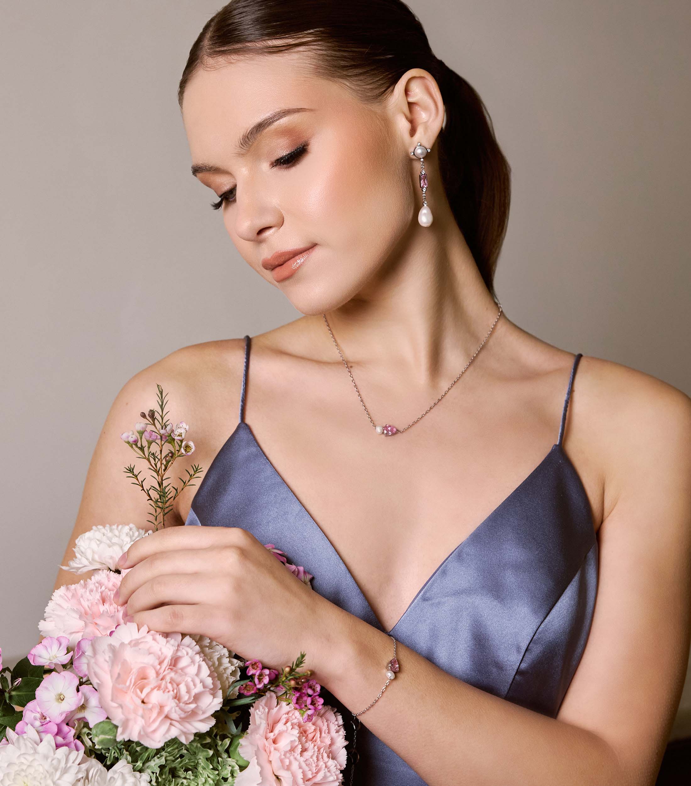 Pink Pear-Cut Zirconia & Pearl in Silver Set