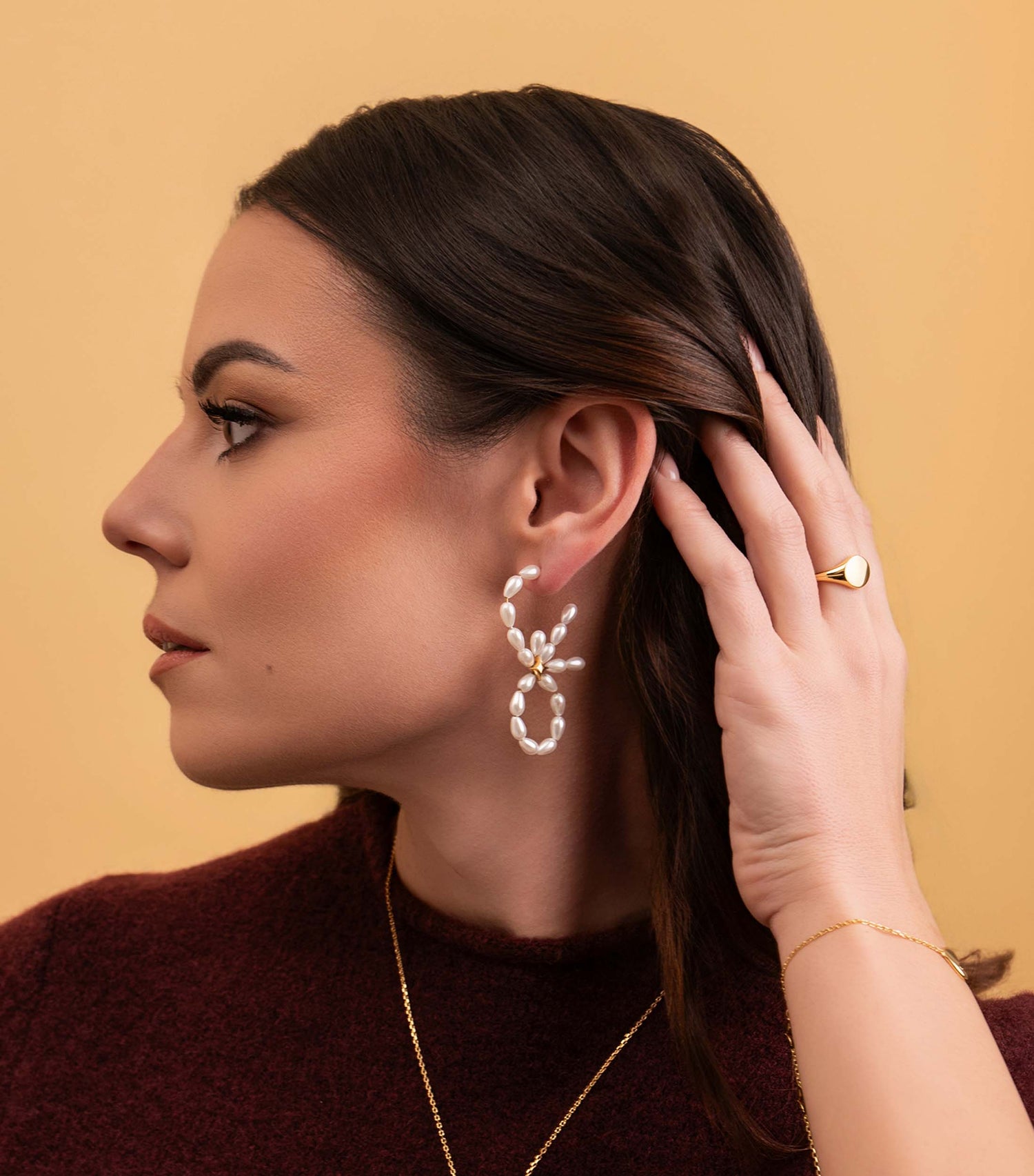 Pearl Bow Loop Studs