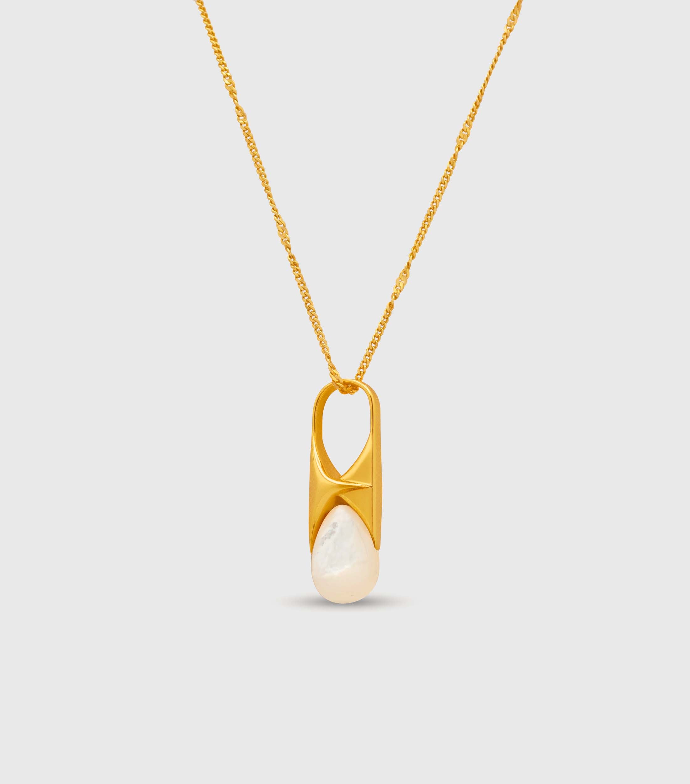 Semis Drop Pendant Necklace