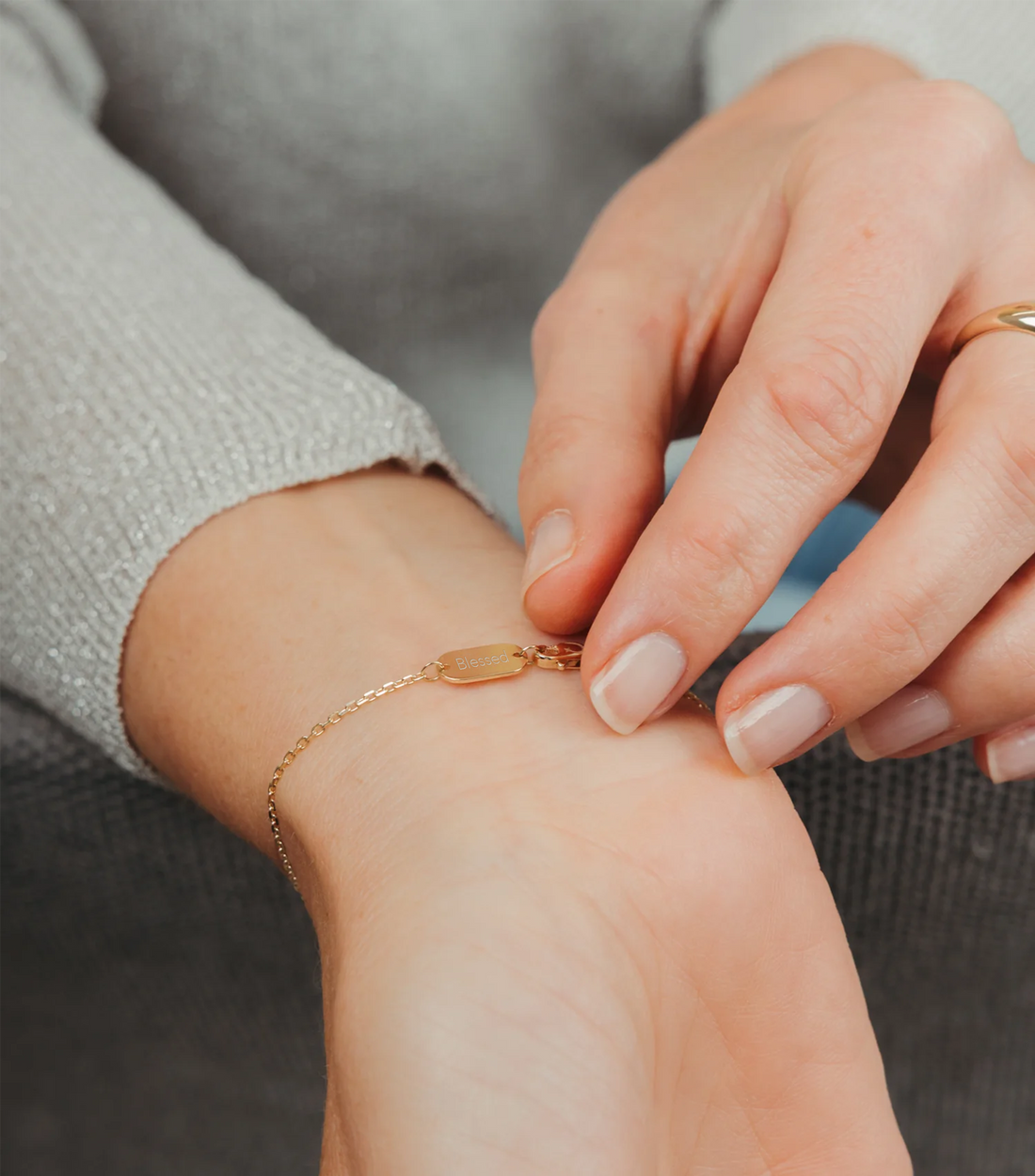 9K Solid Gold Baguette Diamond Cut Bracelet with Blessed Engravable Pendant