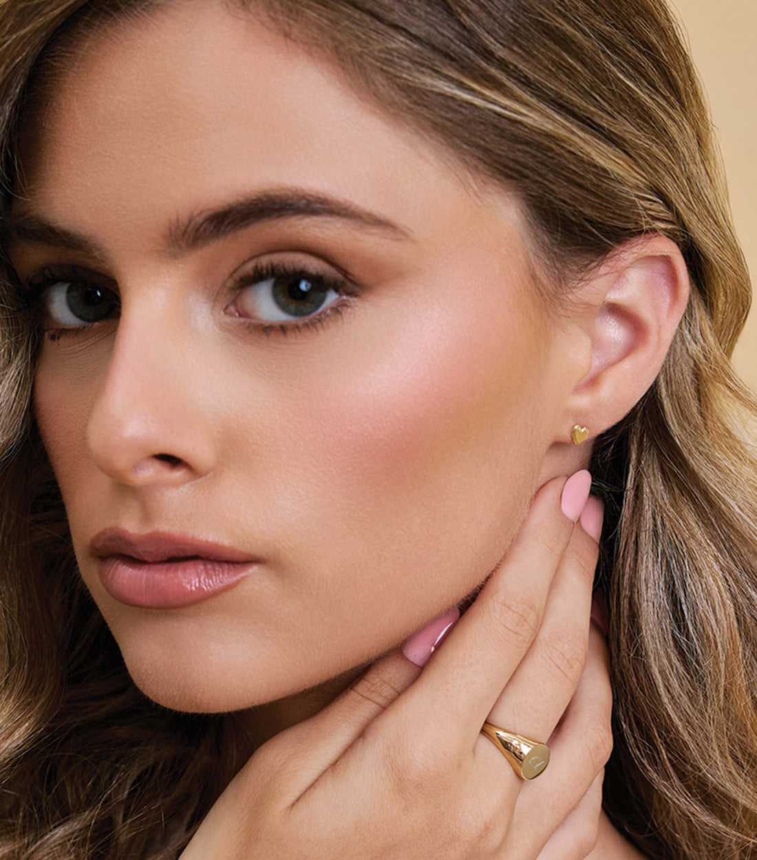 9K Solid Gold Heart-Shaped Earrings