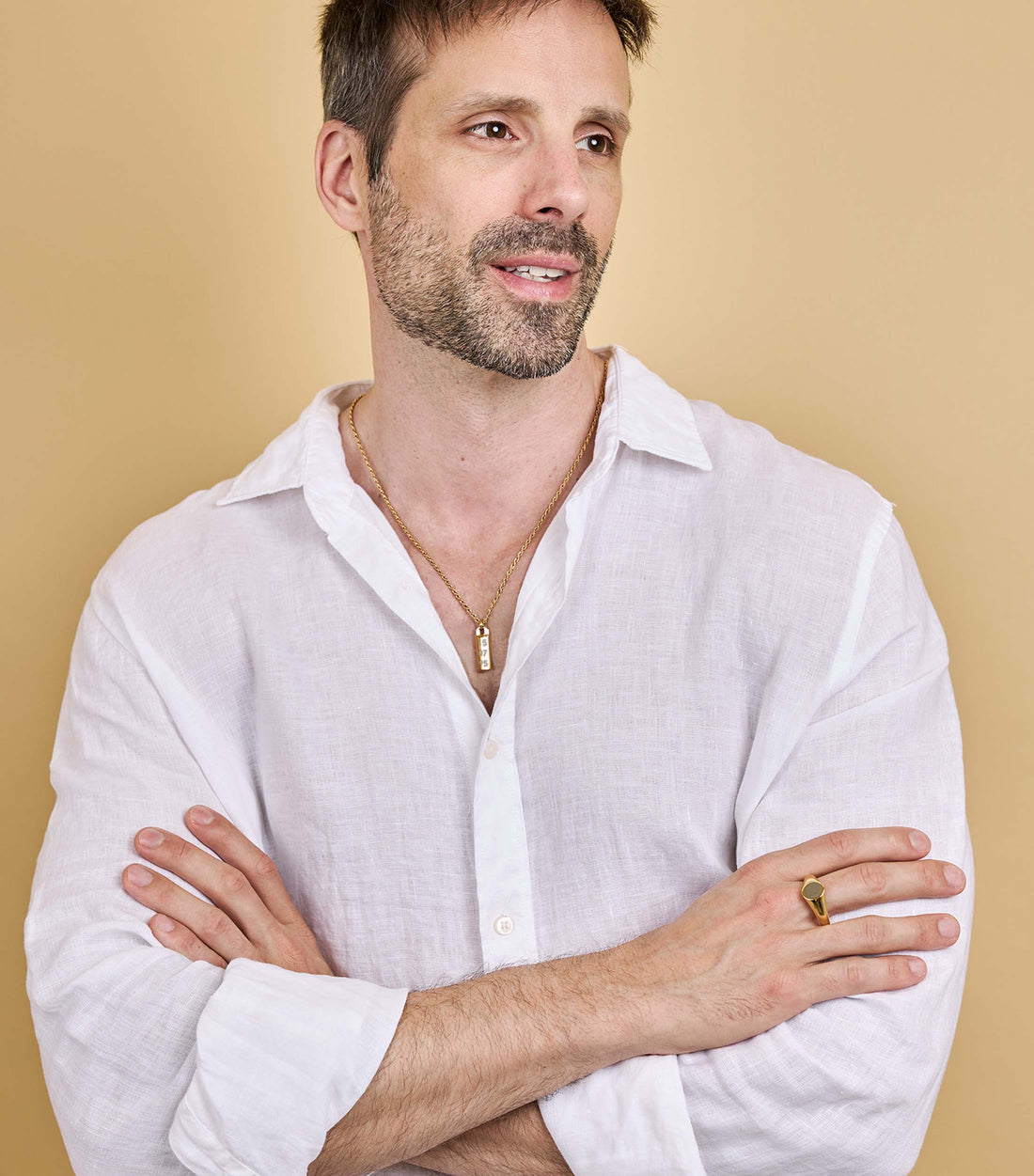 Engravable Pendulum Necklace in Gold