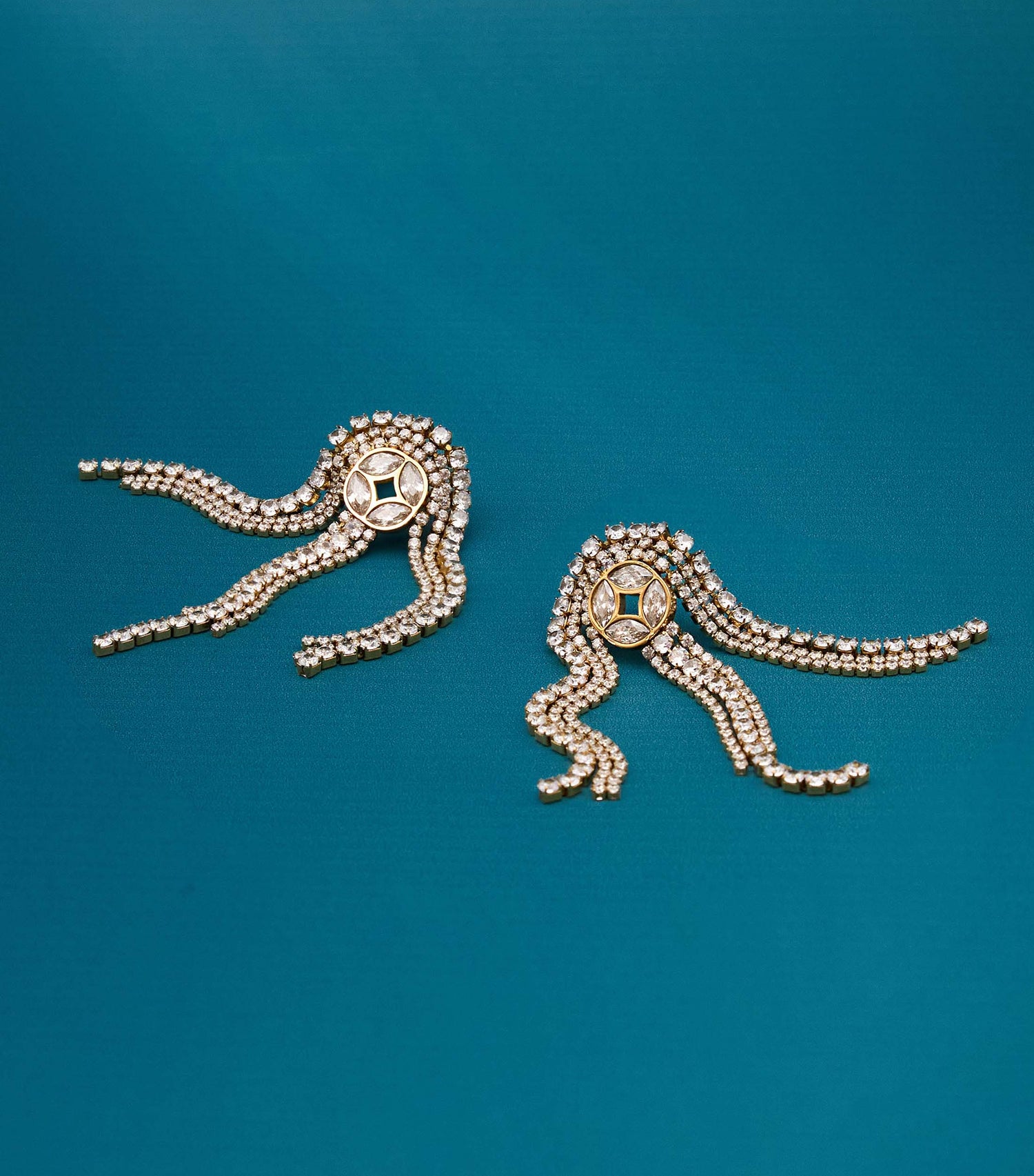 Se-Luna Radiance Flow Studs