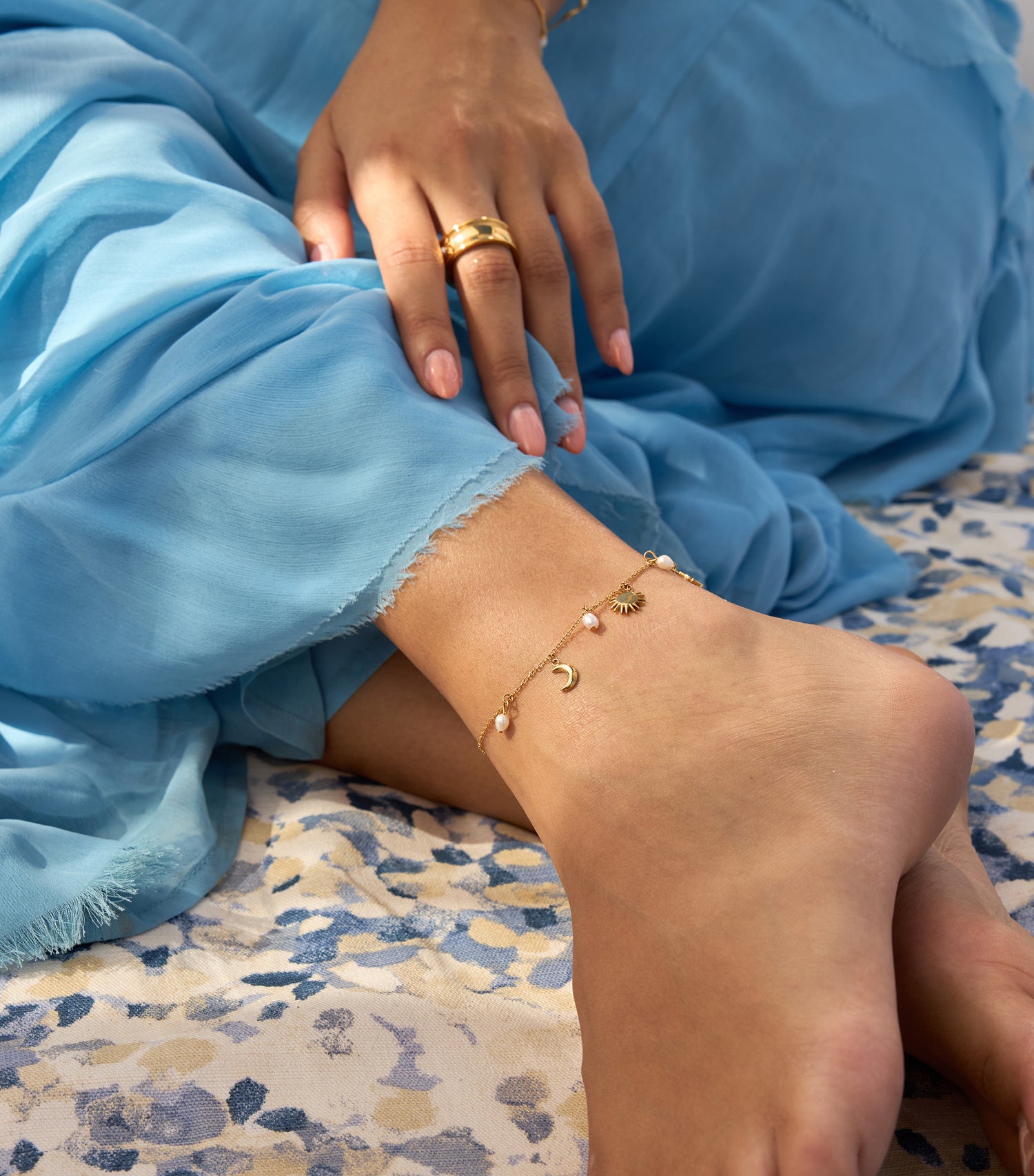 Orbit Anklet