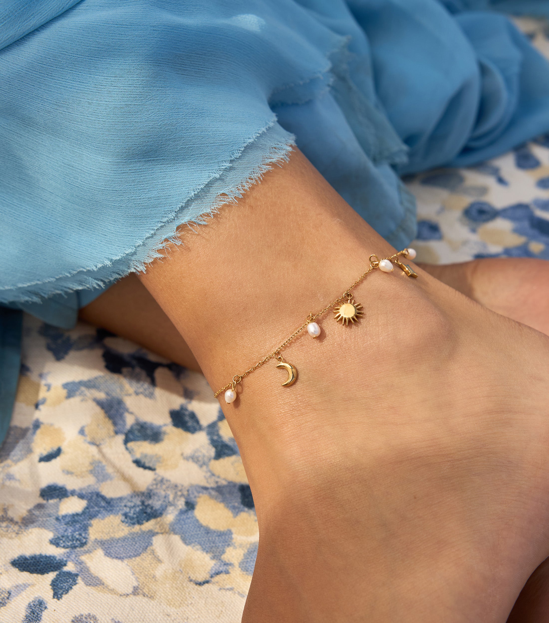 Orbit Anklet