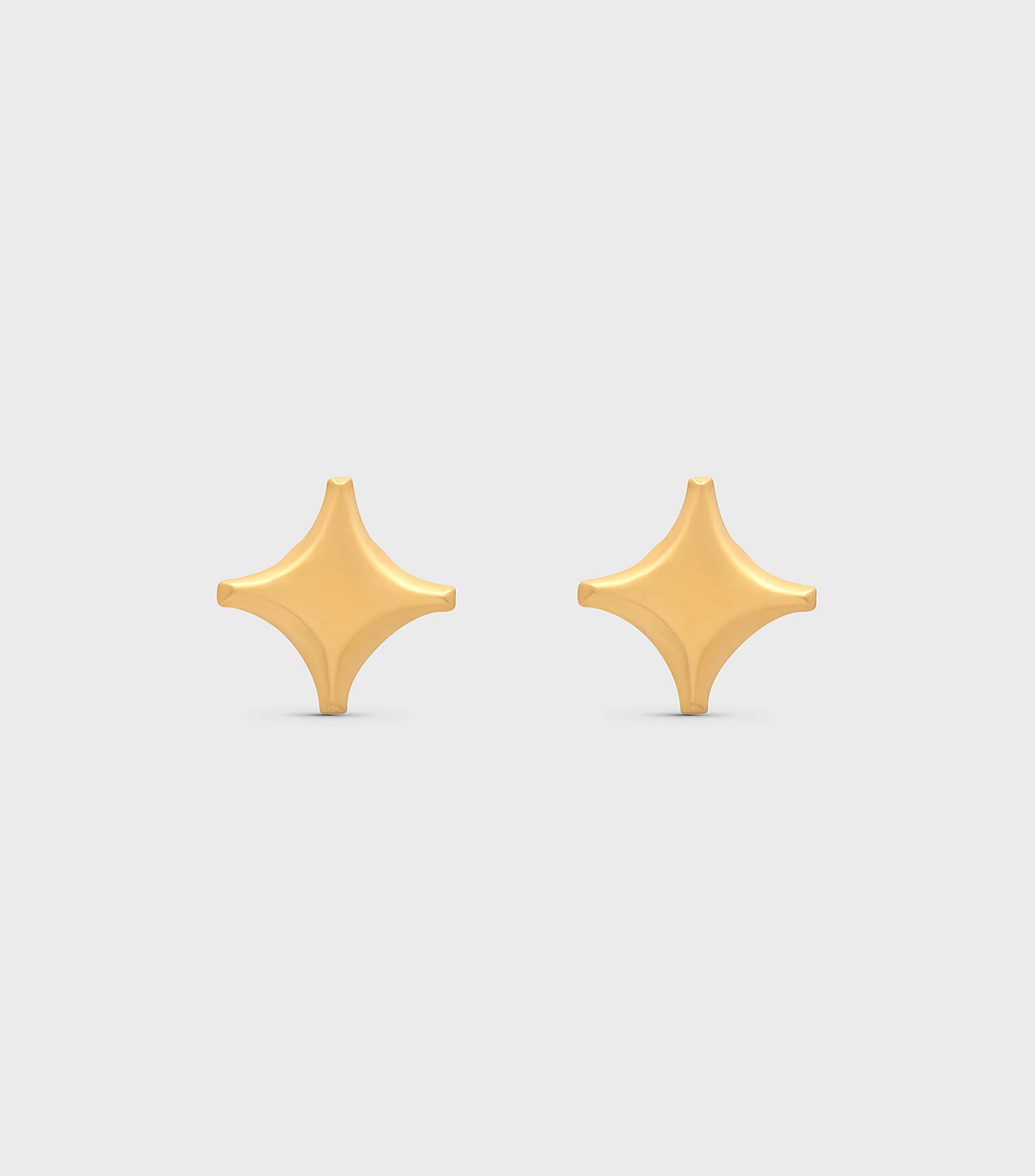 Se-Luna Star Stud Earrings