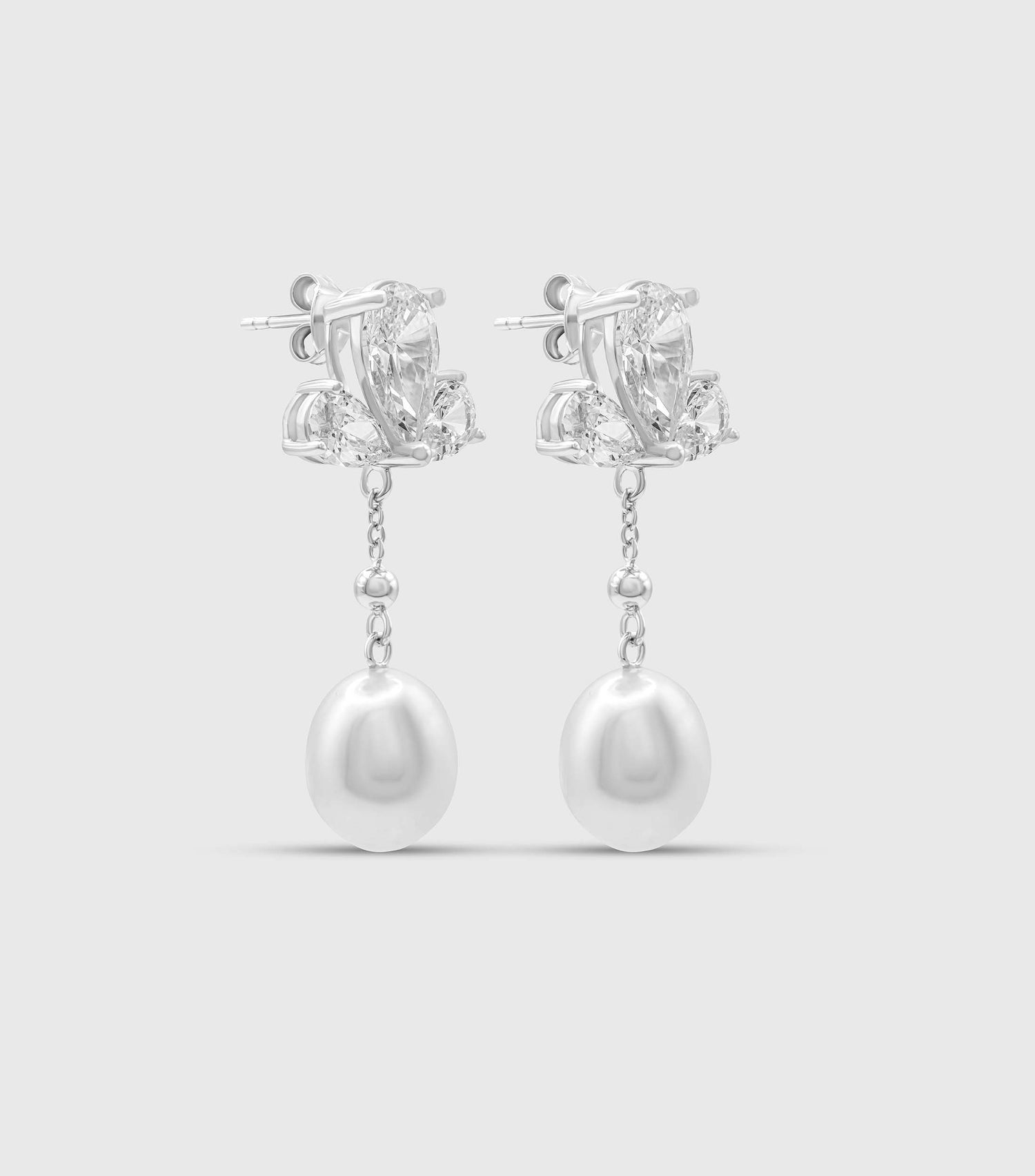 Pear-Cut Trio Pearl Drop