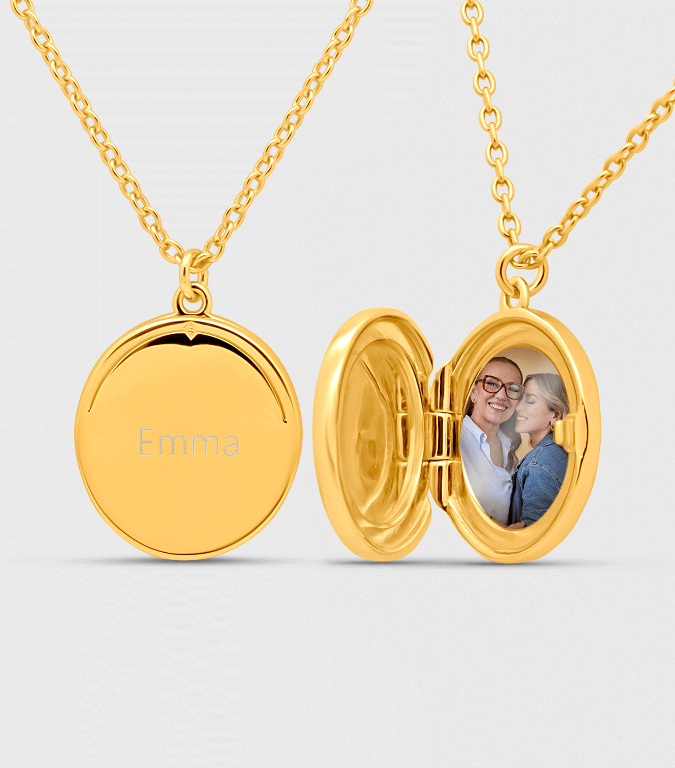 Script &amp; Engraving Oval Locket in Vermeil
