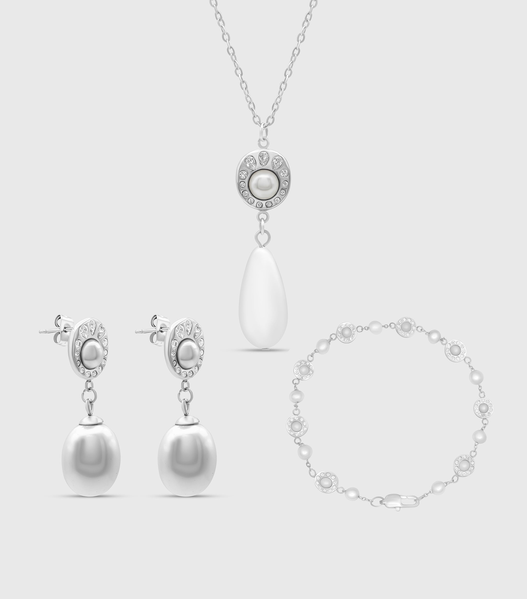 Pearl &amp; Zirconia Medallion Set